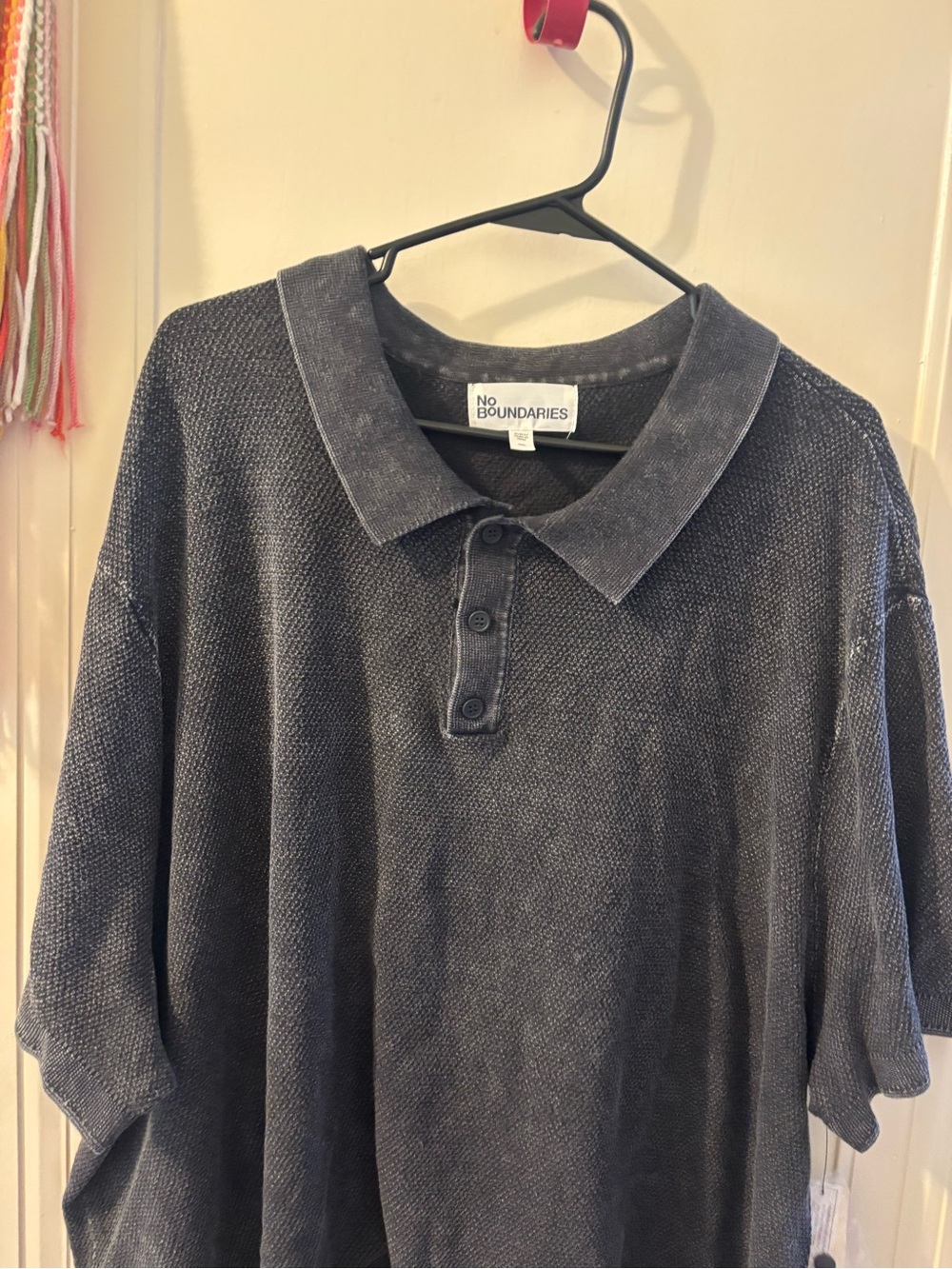 No Boundaries Charcoal Washed Short-Sleeve Polo - Picture 2 of 10